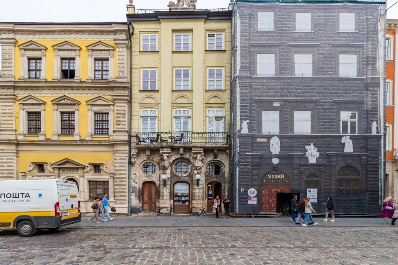 In Town Hostel Lviv Ngoại thất bức ảnh