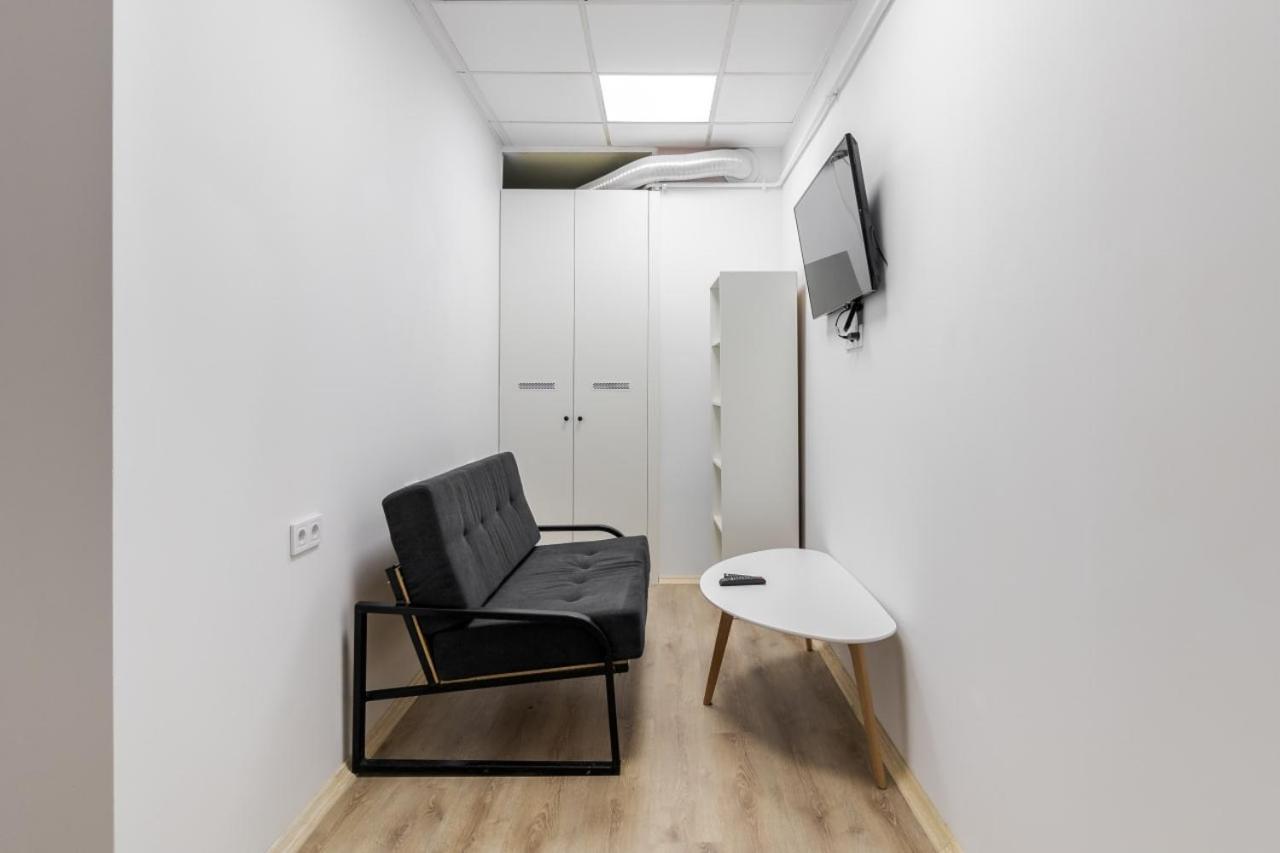 In Town Hostel Lviv Ngoại thất bức ảnh