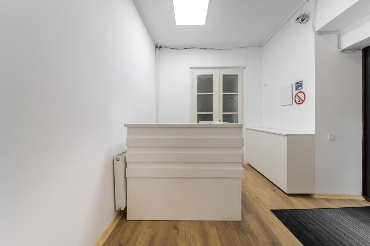 In Town Hostel Lviv Ngoại thất bức ảnh