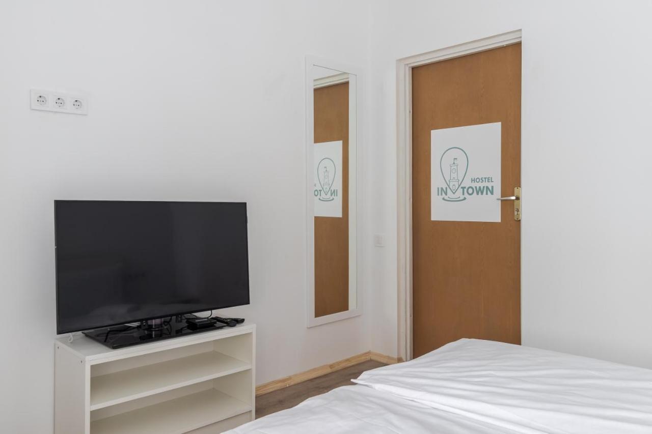 In Town Hostel Lviv Ngoại thất bức ảnh