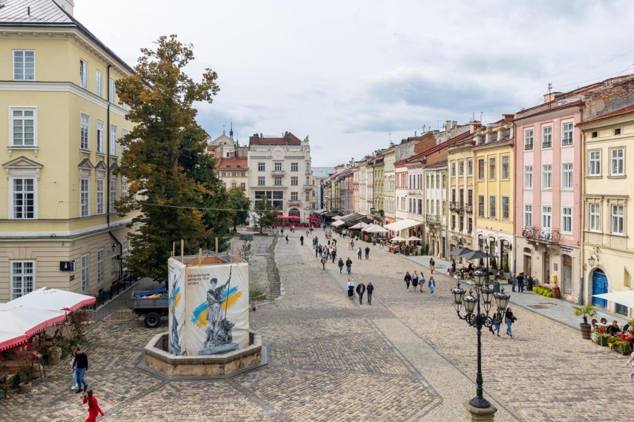 In Town Hostel Lviv Ngoại thất bức ảnh